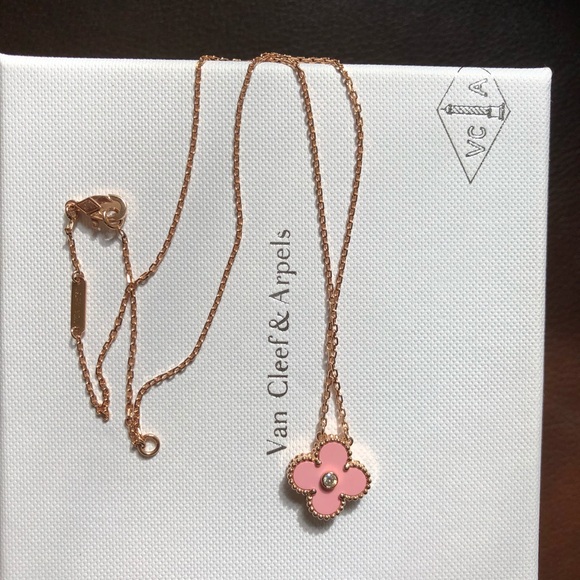 Van Cleef & Arpels Jewelry - Van cleef & arpels Pink 18k gold necklace